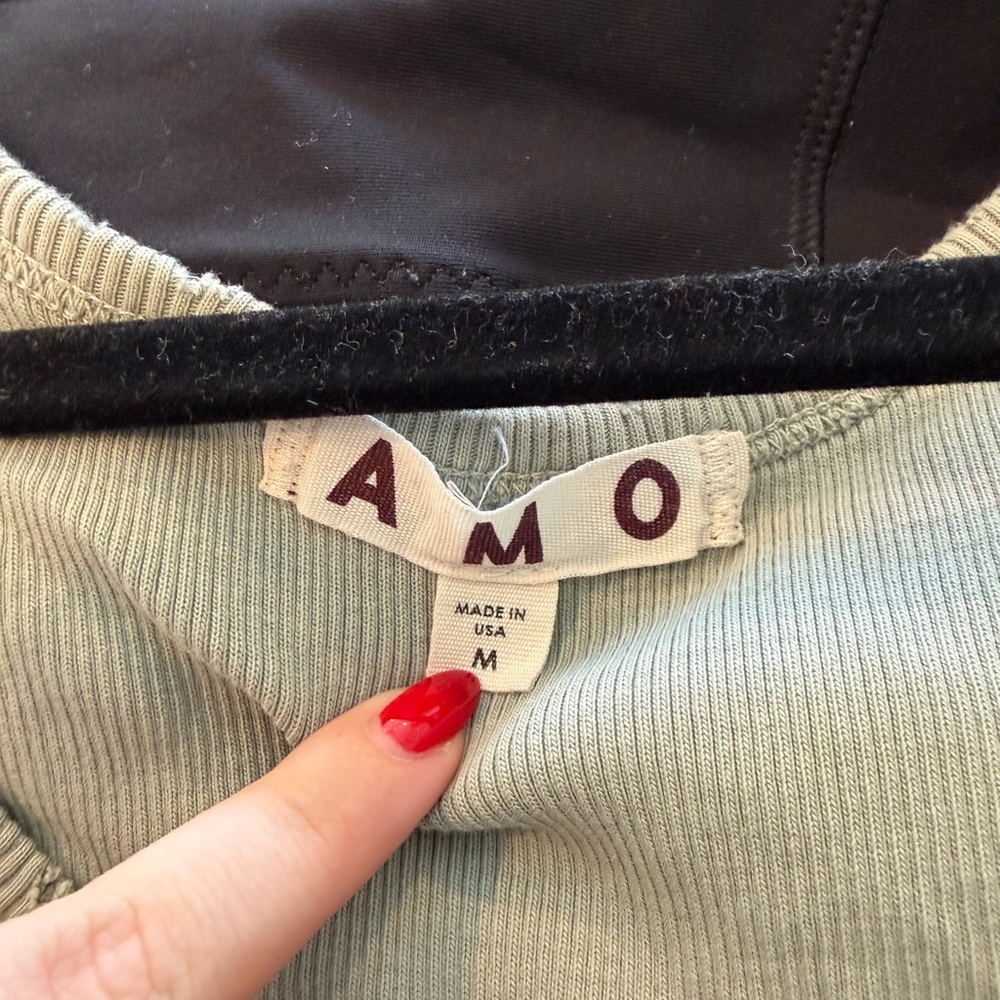 AMO Ribbed Green Tank Top - Picture 3 of 4